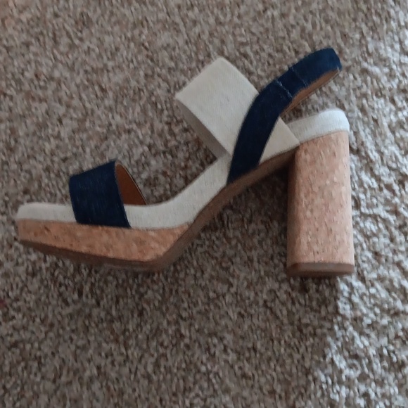 Yellow box Amil wedges - Picture 8 of 8